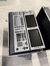 Load image into Gallery viewer, Martin M6 Lighting Console with Flight Case – Pro Control