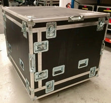 Load image into Gallery viewer, Barco HDQ Event Projector | High-brightness large-venue
