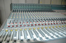 Load image into Gallery viewer, MIDAS XL4-64 Analogue Mixing Console – 40ch + 4 Stereo