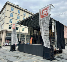 Load image into Gallery viewer, Stageline SL 100 Mobile Stage - Hydraulic Trailer Stage