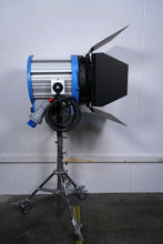 Load image into Gallery viewer, ARRI T12 12,000W Tungsten Fresnel – High-Output Lighting