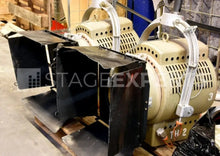 Load image into Gallery viewer, Bernhard Deltschaft 5kW Pole-Op Fresnel | Tungsten Fresnel