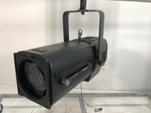 Load image into Gallery viewer, Robert Juliat 714 SX2 Profile, 15–40° Zoom Spotlight