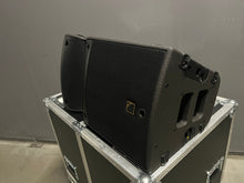 Load image into Gallery viewer, L-Acoustics A10 Wide Compact Constant-Curvature Array
