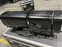 Load image into Gallery viewer, Robert Juliat Heloise 2500W HMI Followspot 15–29° DMX