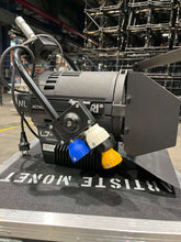 Load image into Gallery viewer, ARRI L7‑TT PO LED Fresnel (Black) with Barndoor | Stage Experts