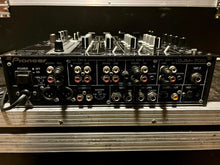 Load image into Gallery viewer, Pioneer CDJ-350 & DJM-700 Package – 2 Decks + Mixer