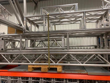 Load image into Gallery viewer, James Thomas 18×12 Truss Package – 12-Piece Mixed Lengths