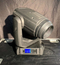 Load image into Gallery viewer, Robe Viva Moving Spot Set – 8x Non‑CMY, Quad Flightcases