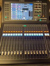 Load image into Gallery viewer, Yamaha QL1 Digital Mixer with Flight Case – Dante Networking