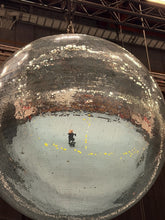 Load image into Gallery viewer, Showtec Mirrorball 200cm Package – 2 m Ball, Motor & Case