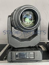 Load image into Gallery viewer, Robe Pointe