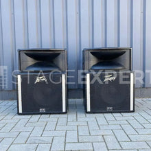 Load image into Gallery viewer, Peavey SP 2A (2) - Used