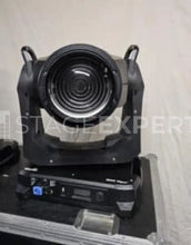 Load image into Gallery viewer, Martin MAC Viper Wash DX Moving Heads – Used Dual Cases