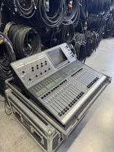 Load image into Gallery viewer, Allen & Heath iLive-T80 Surface + iDR32 MixRack with Cases