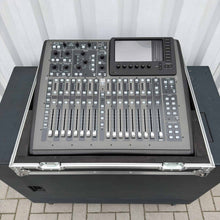 Load image into Gallery viewer, Behringer X32 Compact Digital Mixing Console with Flightcase