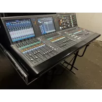 Load image into Gallery viewer, Yamaha RIVAGE PM7 CSD-R7 Digital Console with DSP (No RIO)
