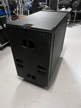 Load image into Gallery viewer, d&b audiotechnik B22 Subwoofer Pair – Excellent condition