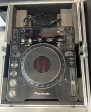 Load image into Gallery viewer, Pioneer DJM-3000 + 2x CDJ-1000MK3 Rackmount Case Package