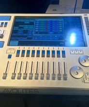 Load image into Gallery viewer, Avolites Arena Titan v17 Console Touring Pack with AVOKey