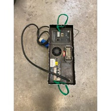 Load image into Gallery viewer, Robert Juliat Ivanhoe Followspot – 2500W HMI, 9–21°