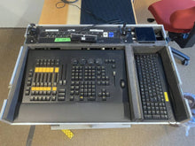 Load image into Gallery viewer, MA Lighting grandMA2 Command Wing with Flight Case Bundle