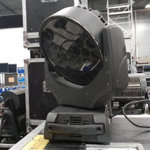 Load image into Gallery viewer, ROBE Robin 600 LED Wash – Professional LED Moving Wash Light