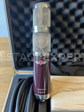 Load image into Gallery viewer, Vanguard Audio Labs V44S Stereo Condenser Microphone – Pro
