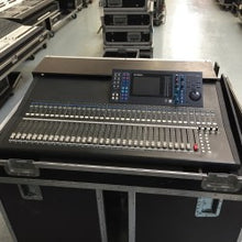 Load image into Gallery viewer, Yamaha LS9/32 with 3x SB1608 Stage Boxes | Digital Mixer
