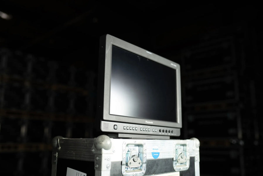 Panasonic BT-LH1760 17in Broadcast LCD Monitor, SDI & DVI-D