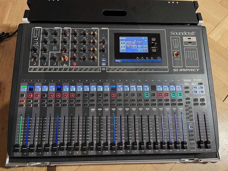 Soundcraft Si Impact Digital Mixing Console + Flight Case