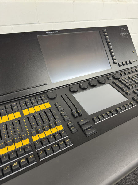 MA Lighting grandMA2 ultra-light console with flight case