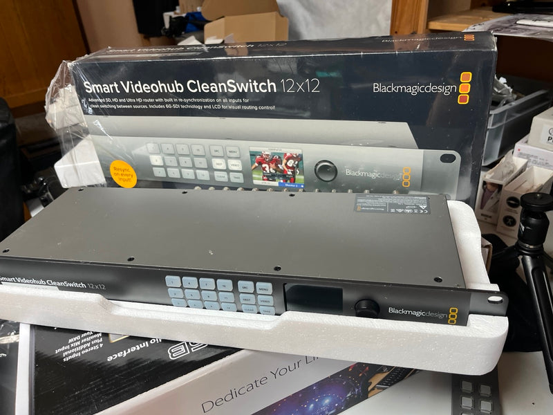 Blackmagic Design Videohub CleanSwitch 12x12 SDI Router