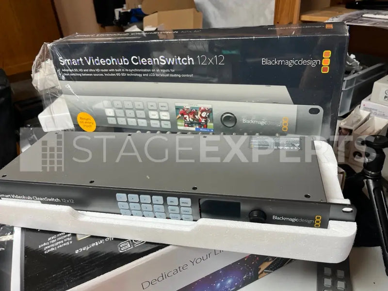 Blackmagic Design Videohub CleanSwitch 12x12 SDI Router