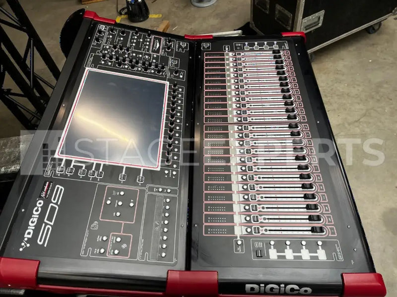 DiGiCo SD9 Mixer with Flightcase and D-Rack Stagebox
