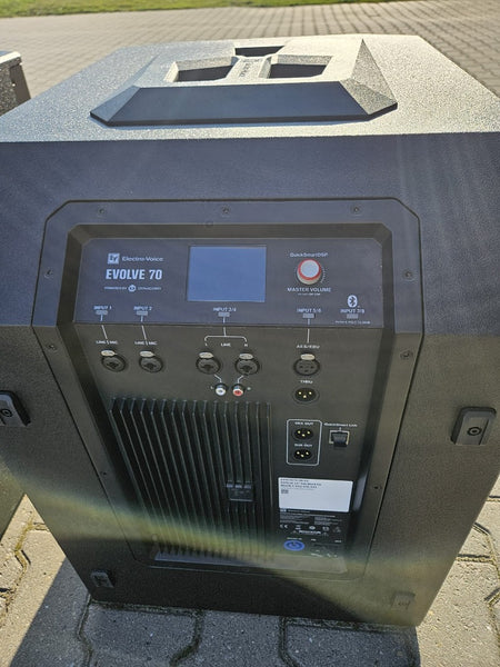 Electro-Voice EVOLVE 70 Subwoofers – Pair of Active 15"