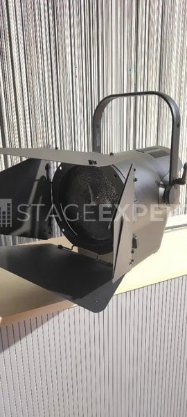 Cameo F4 D Daylight LED Fresnel Spotlight | High CRI