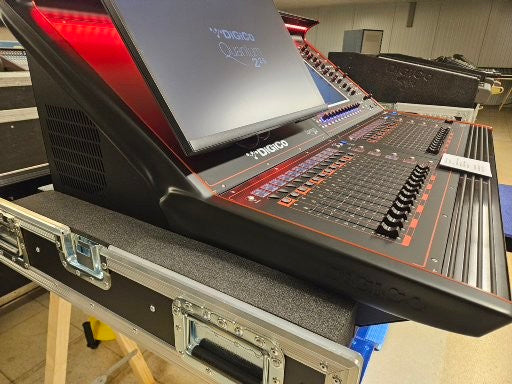 DiGiCo Quantum Q225 Digital Console – Brand New Surface