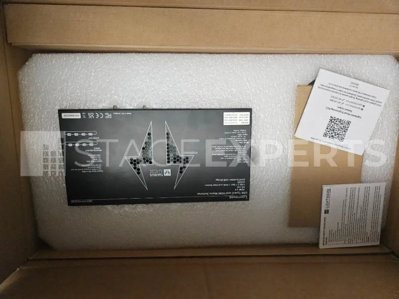 Lightware Taurus UCX-4x3-HC40-BD USB-C Presentation Switcher