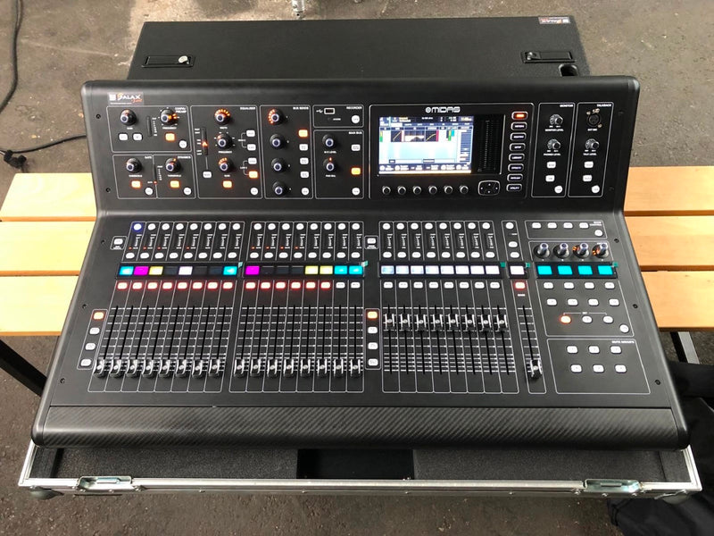 Midas M32 Live Digital Mixer with Flight Case | Stage Experts