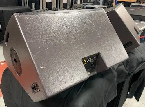 L-Acoustics 112XT Pair with Brackets & Twin Flightcase