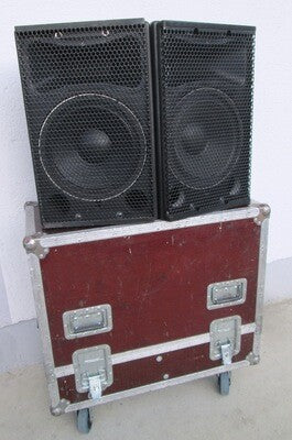 Meyer Sound UPA-1A + M-1 Controller Set with Flightcase