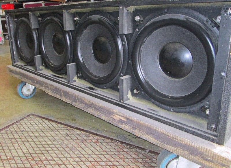 MAD SB-412C Cardioid Subwoofer, 4x12in 2000W – Compact