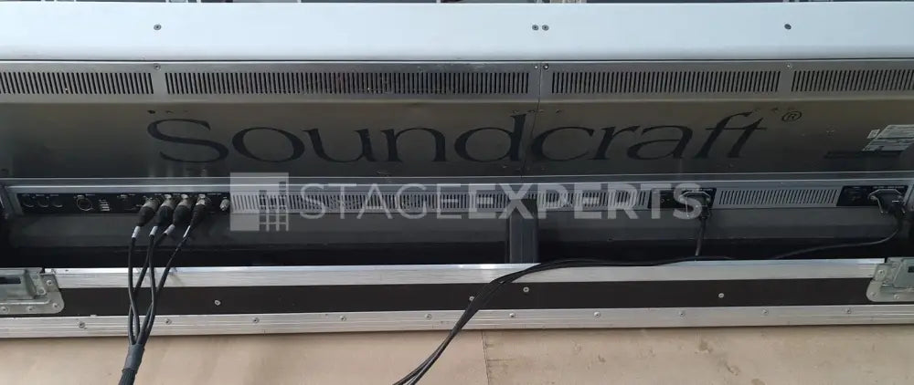 Soundcraft Vi4 set upgraded to Vi400 – console and racks