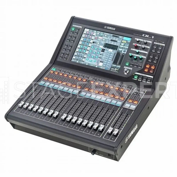 Yamaha QL1 Digital Mixing Console with Flight Case – Dante