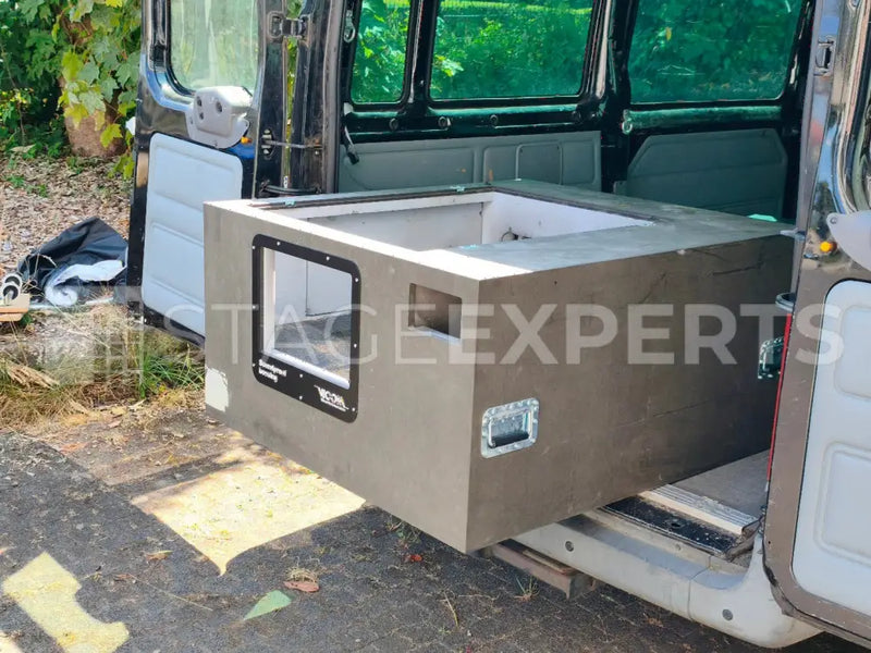 VICOM SoundProtect 30 dB Projector Enclosure for PT-DZ21K