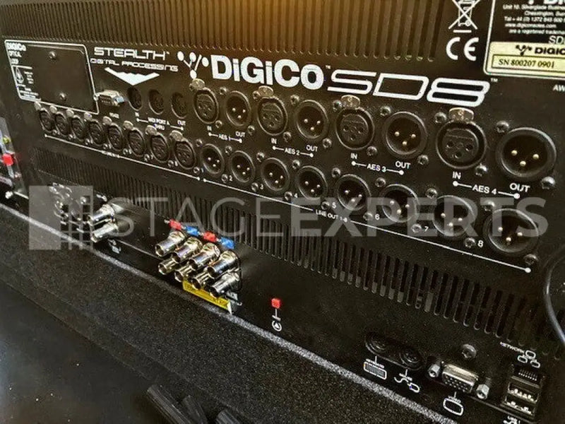 DiGiCo SD8 with MADI Rack – Digital Mixing System, Flightcase