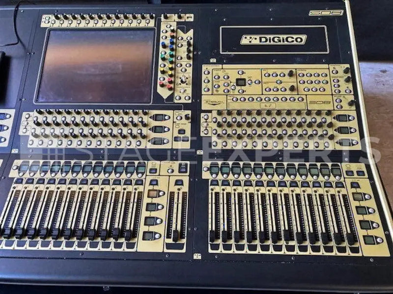 DiGiCo SD8 with MADI Rack – Digital Mixing System, Flightcase