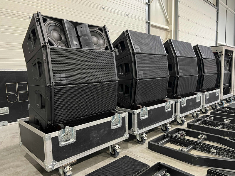 d&b audiotechnik Y8/Y12 line array package, 38 cabinets