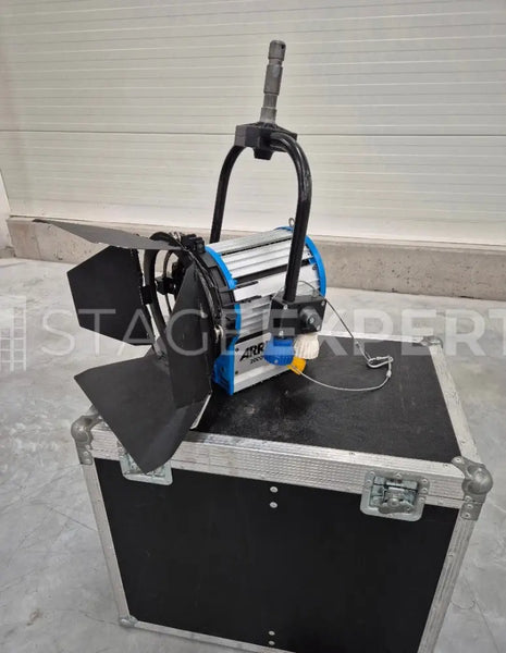 ARRI 2 kW Pole-Operated Junior Fresnel – Used, with Case